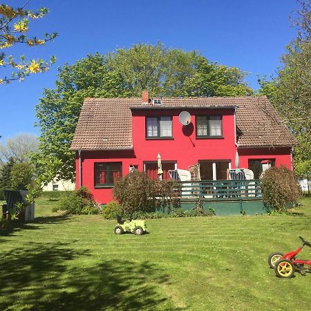 Ferienhaus 1 _ Ferien Im Gutspark Mattchow ภายนอก รูปภาพ