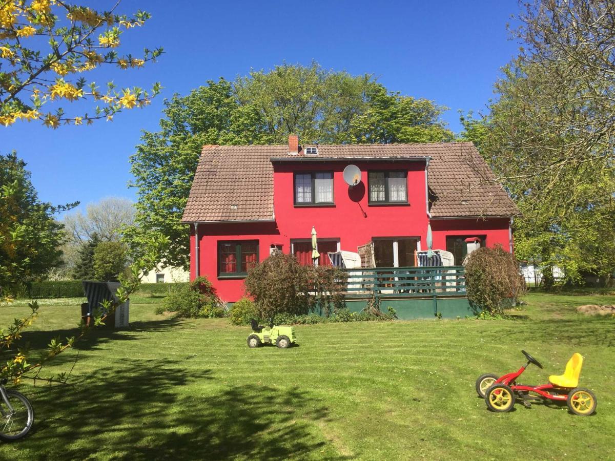 Ferienhaus 1 _ Ferien Im Gutspark Mattchow ภายนอก รูปภาพ